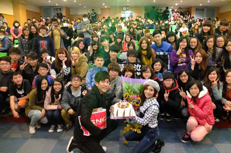 《做你愛做的事》前進校園 修杰楷驚喜慶生 蔡黃汝送上大禮祝福