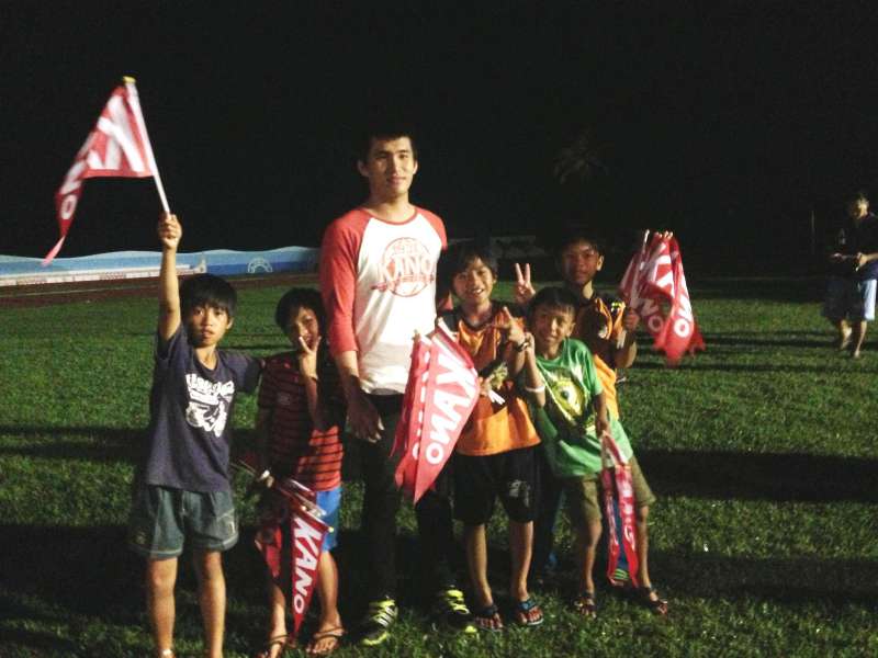 【KANO】 全台票房飆破三億大關，木瓜哥與蘭嶼民眾一同熱血看片！