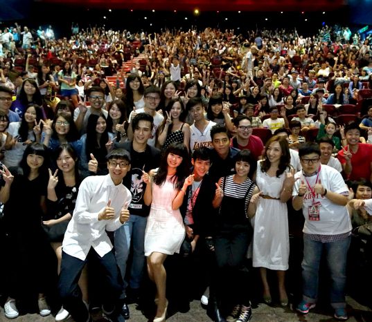 【我的少女時代】首場千人試映大成功！媒體影評一致推崇今年最賣片！