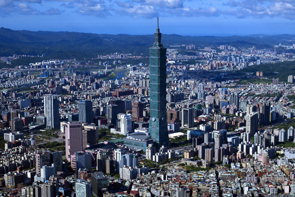 台北101大力支持 上映當晚點燈4小時 《看見台灣》破紀錄片上映最多戲院