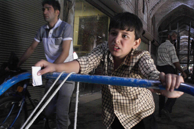 蔣友青教我們的事，全在伊朗新片《我們是這樣長大的》