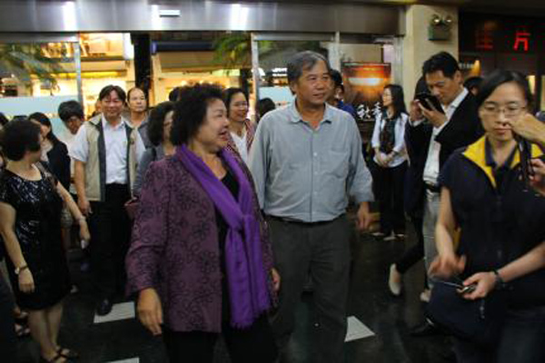 高雄市陳菊市長 邀請全體市府官員一起看《秋香》