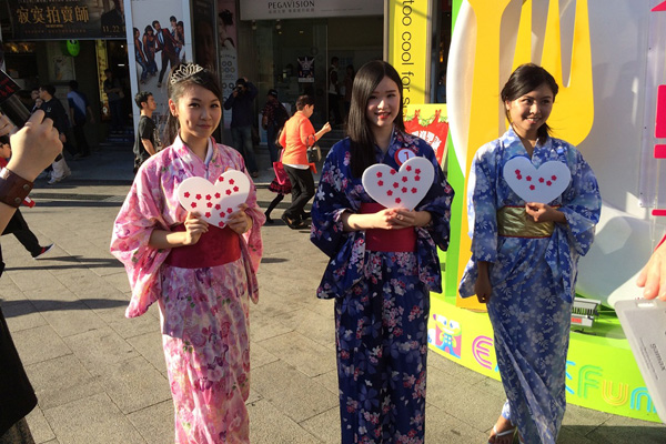 週末首映【台灣大奧大使】現身西門町街頭 復古重返華麗江戶時代
