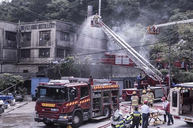 【救火英雄 As The Light Goes Out】幕後製作