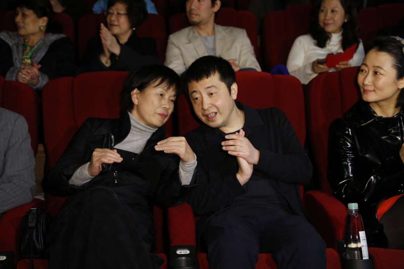 龍部長化身影迷 與千名觀眾看《天注定》