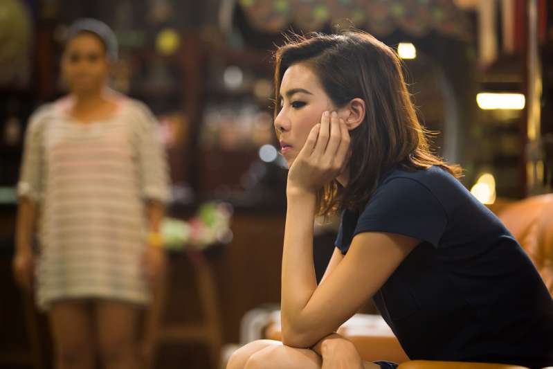 《撞鬼那件小事》剩女鬼女陰陽交錯、共用肉身齊追夢！