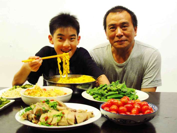 楊亮俞出征西雅圖《暑假作業》張作驥下廚餞行