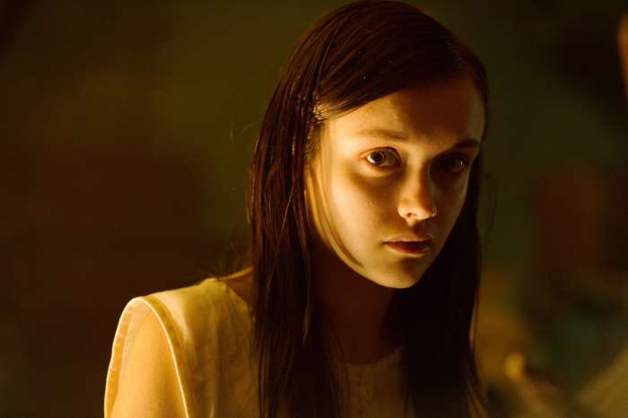 奧利薇亞庫克《靈異檔案》三週不洗頭 奇癢難耐讓老母淚崩