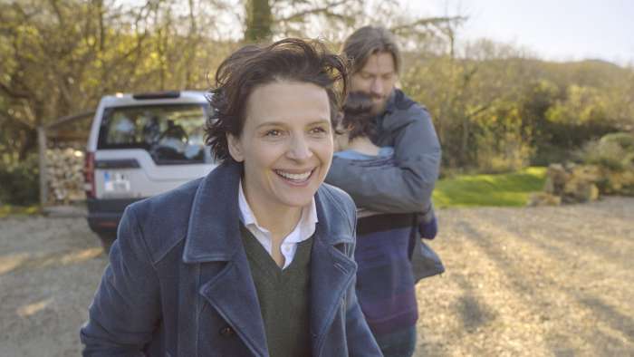 畢諾許遭逐出家門獲獎《一千次晚安》七月北影首映 慘遭逐出家門深有感觸《一千次晚安》畢諾許讀劇本決定接演