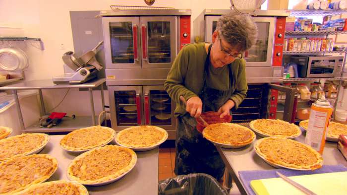 百年餐館飄香全美《夢饗米其林》日湧2000饕客 日湧2000饕客《夢饗米其林》布萊巴克餐館炸雞飄香全美