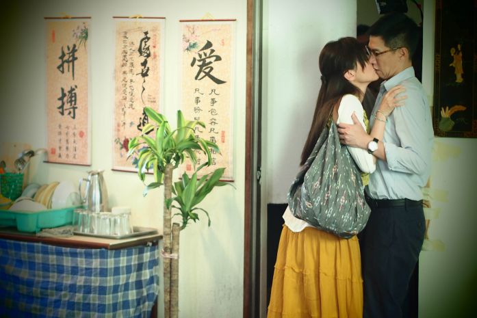 張家輝撇硬漢形象《盂蘭神功》扮文弱小生 為劇情需要 與劉心悠上演另類吻戲