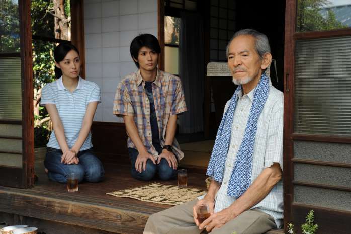 「永遠的阿公」隱瞞病情拍《永遠的0》  三浦春馬緬懷慈祥身影