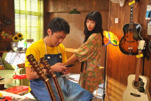 石原里美《超能對決》曖昧山田孝之　「外遇」藤原龍也同奔無人島