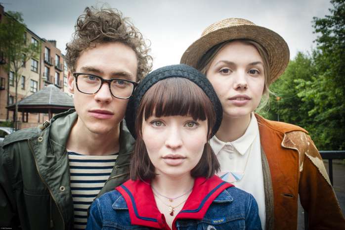 《戀夏小情歌》女主角海選兩千人 小樂迷艾蜜莉布朗寧出線 導演史都華梅鐸用鷹嘴豆泥收買人心 全球文青樂迷朝聖盛事