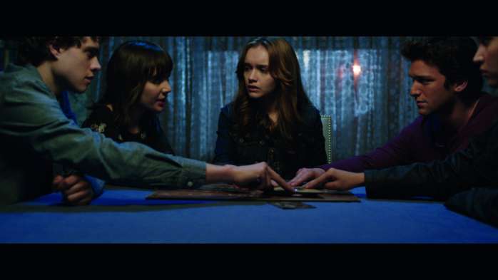 導演捉弄演員營造恐怖氛圍 奧莉薇亞庫克揪玩《碟仙》沒人敢試