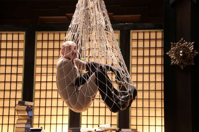 葛優為《一步之遙》賣老命 親身承受綑吊折磨