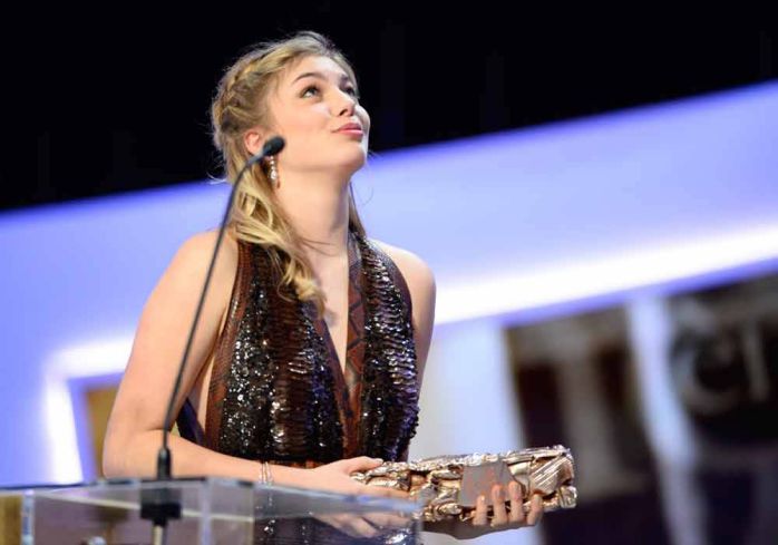 露安艾梅哈果然牛《貝禮一家》初試啼聲勇奪凱薩新人獎