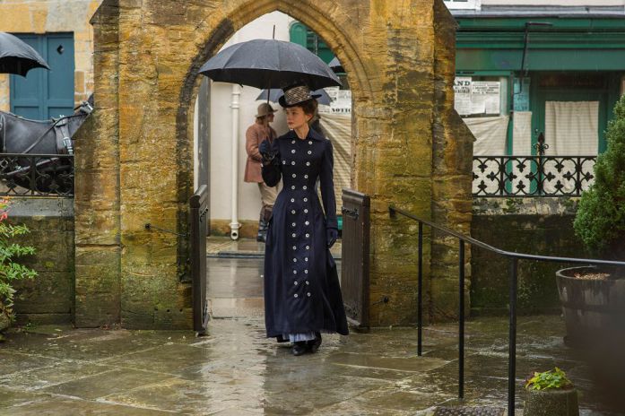 「前衛、時尚、爭議十足！」 《遠離塵囂：珍愛相隨》造型超考究