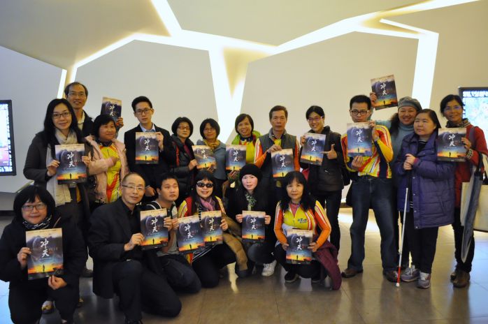 視障朋友重拾自信　進電影院「聽」電影 直呼「實在太有畫面了！」