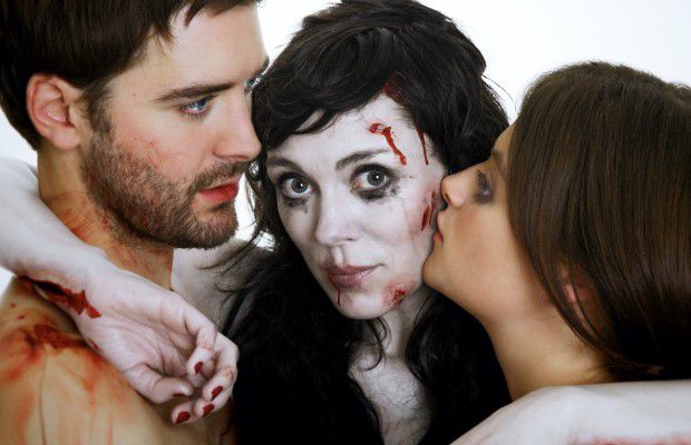 《非普通屍戀》全新愛戀充滿性感、有趣、病態羅曼史