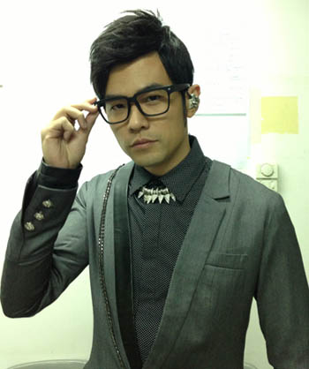 【不能說的秘密】結友誼  杰倫獻「陽光宅男」挺賴導處女作【愛情無全順】